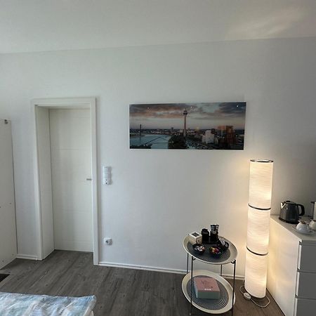 Auszeit Apartment Duesseldorf Bagian luar foto