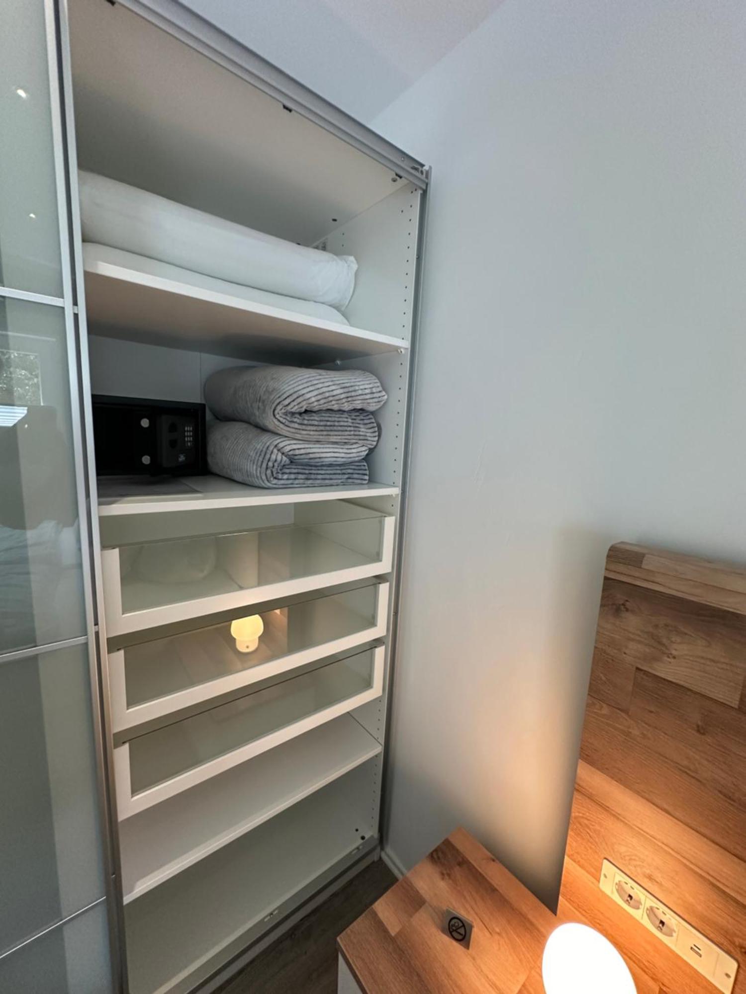 Auszeit Apartment Duesseldorf Bagian luar foto